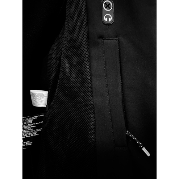 Guess Black Water Resistant Faux Fur Hood Quilted Puffer Moto Fitted Coat Size S - Picture 10 of 16